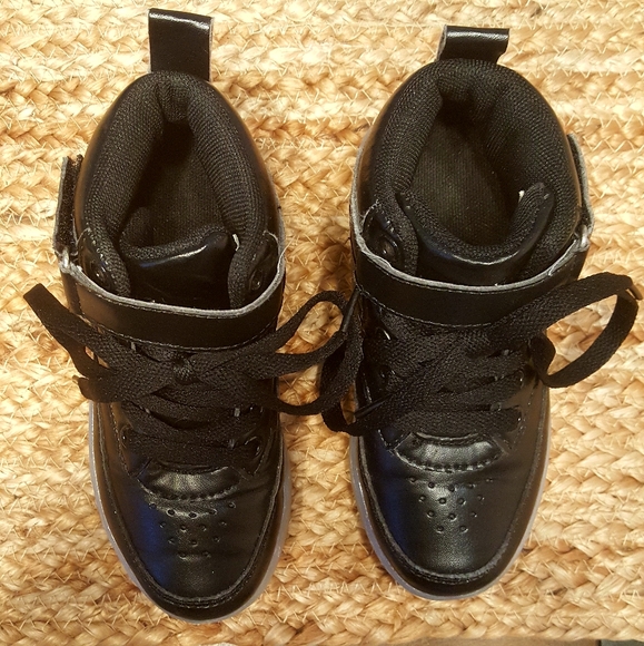 Black Hightop Light Up Sneakers - Picture 2 of 4